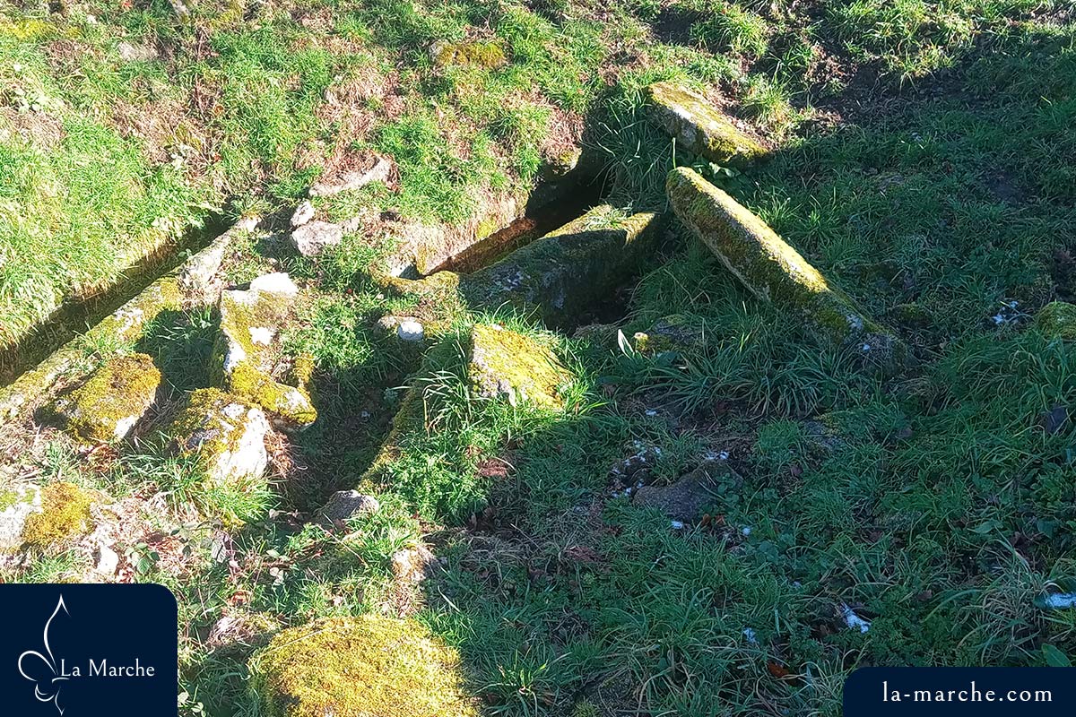 Sarcophages du Moyen-Age