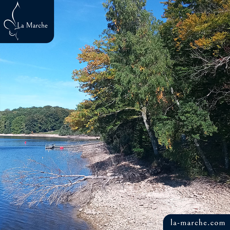 Plage du lac de Vassivière