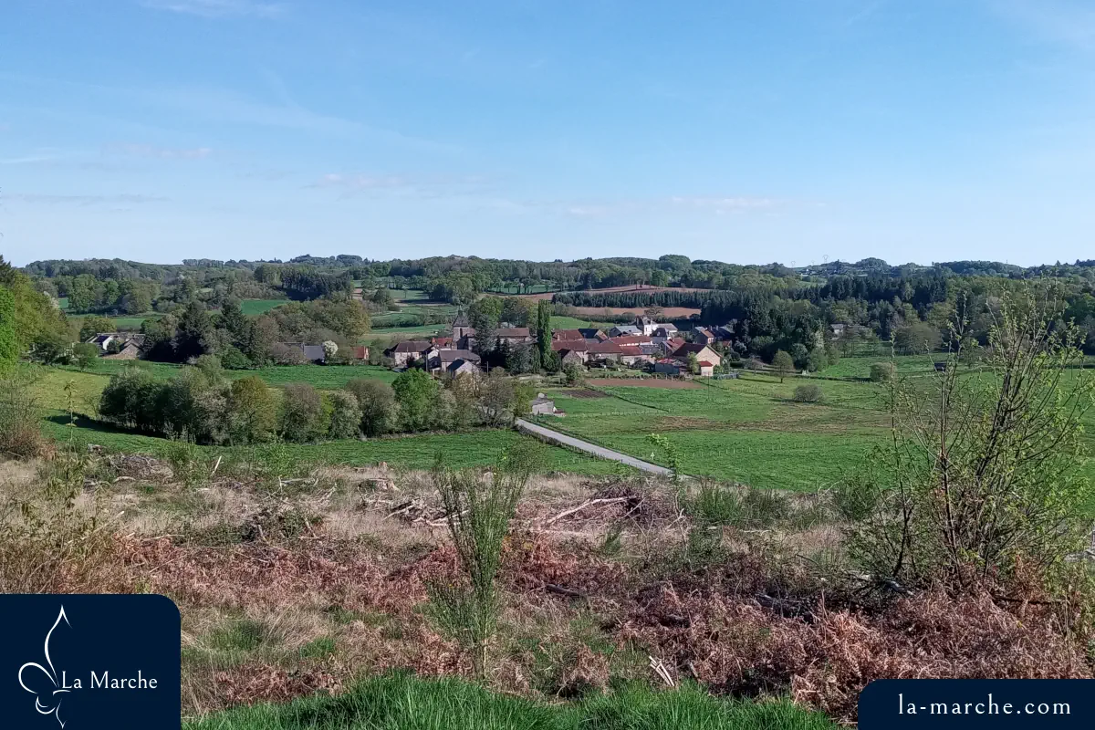 Panorama sur le village de Mourioux
