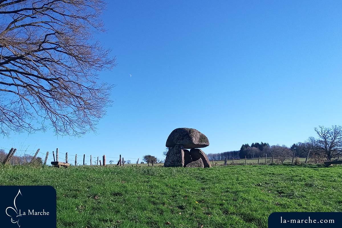Depuis le chemin vers le village